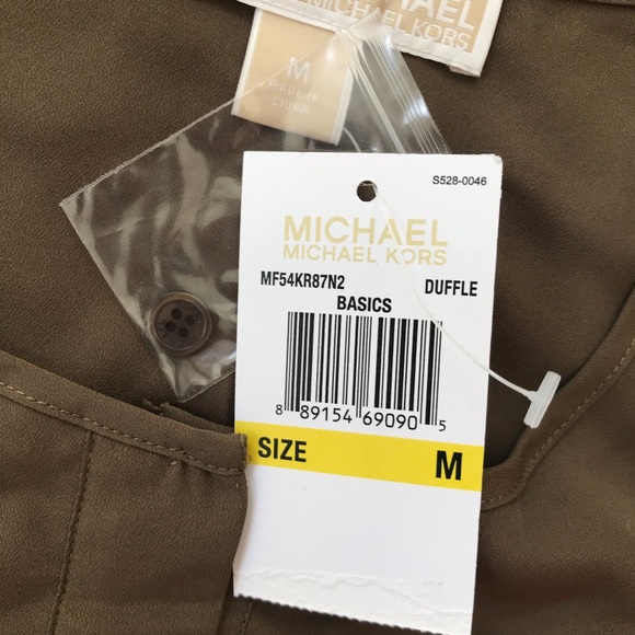 🆕 MICHAEL Michael Kors Khaki Pants/Green Top - Picture 9 of 11